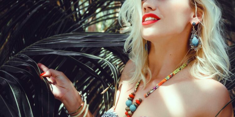 Avoiding The Trap: How To Stop Judging Yourself